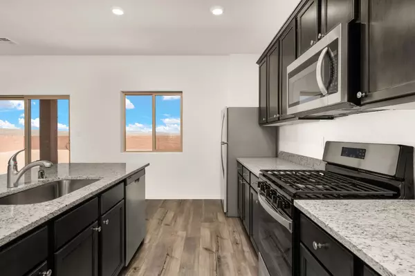 Los Lunas, NM 87031,5069 FINDLEY ST SW