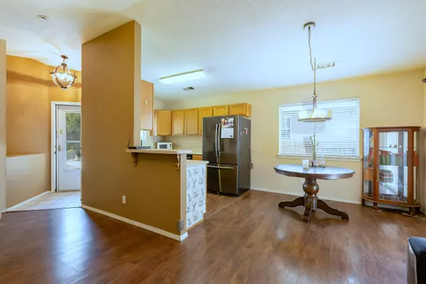 Albuquerque, NM 87120,6601 EVESHAM RD NW