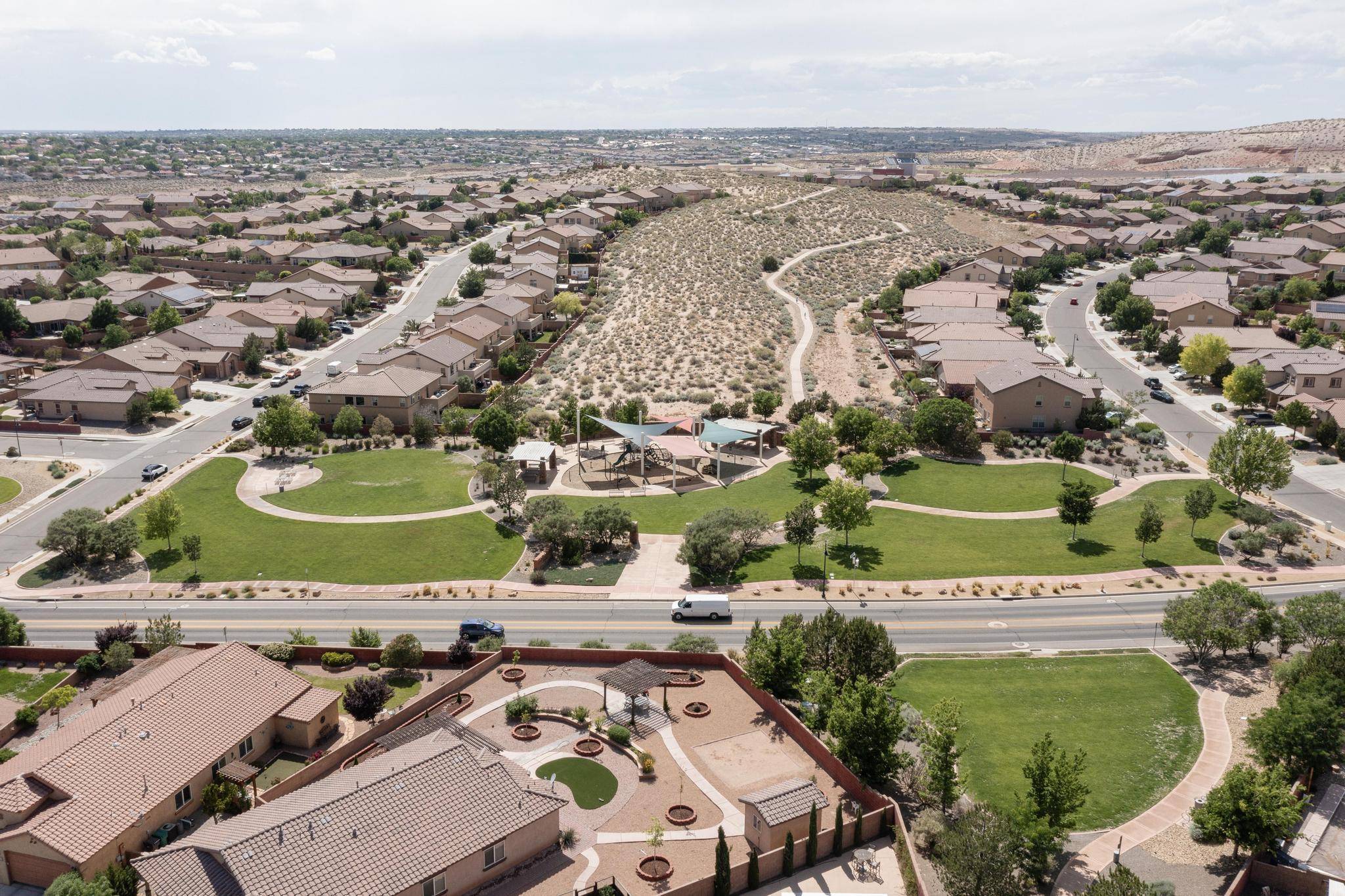 Rio Rancho, NM 87124,309 VALLE ALTO DR NE