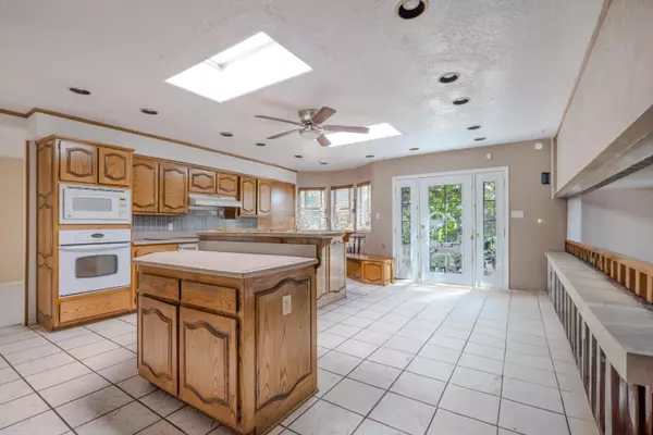 Albuquerque, NM 87111,13204 HUGH GRAHAM RD NE