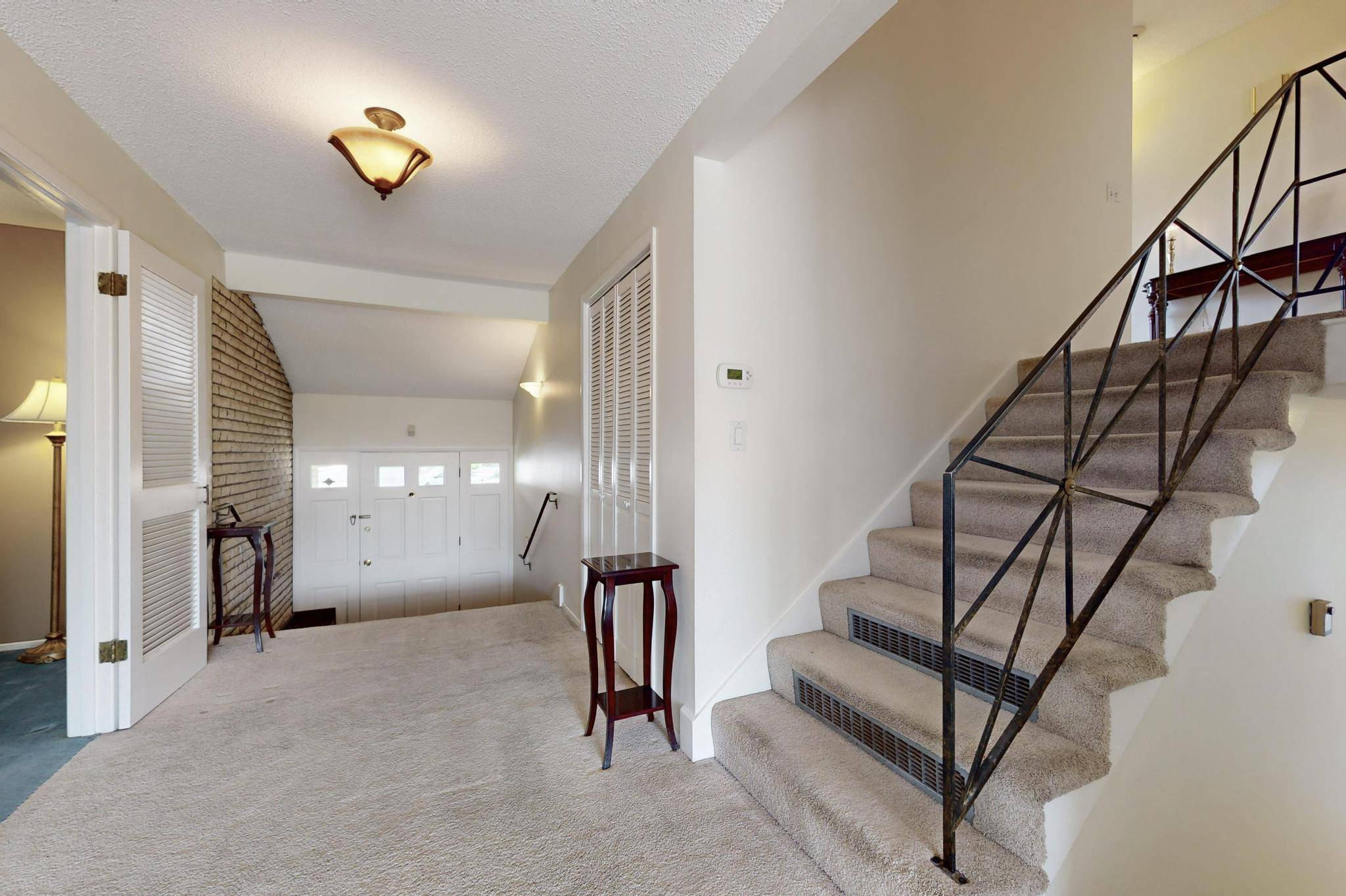 Albuquerque, NM 87110,3709 UTAH ST NE