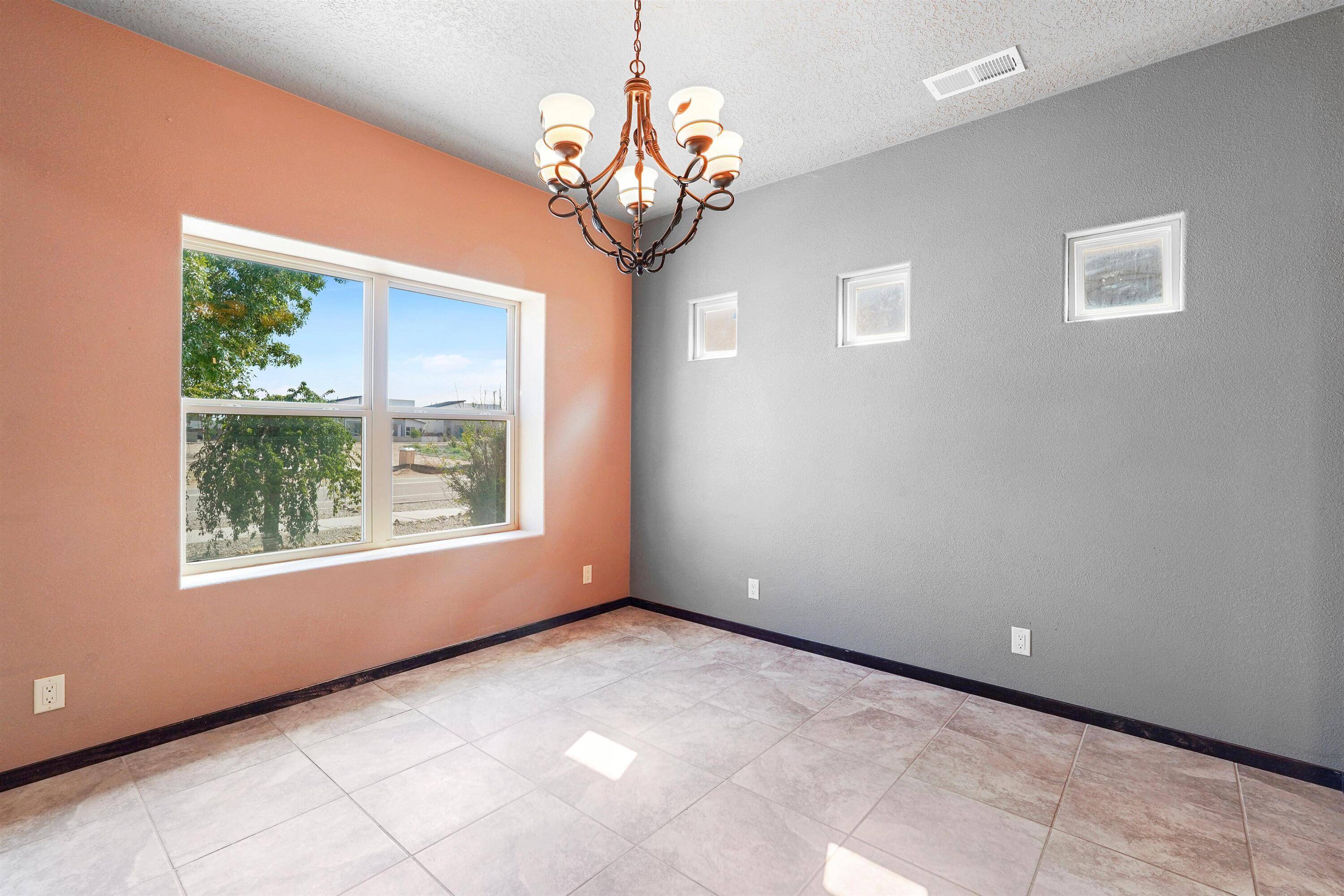 Albuquerque, NM 87105,2319 Stieglitz AVE SE