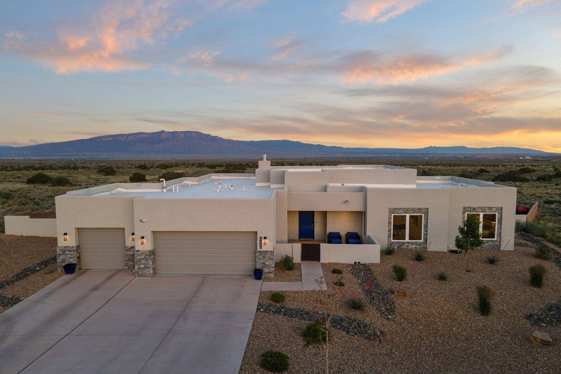 2324 Venada RD, Rio Rancho, NM 87144
