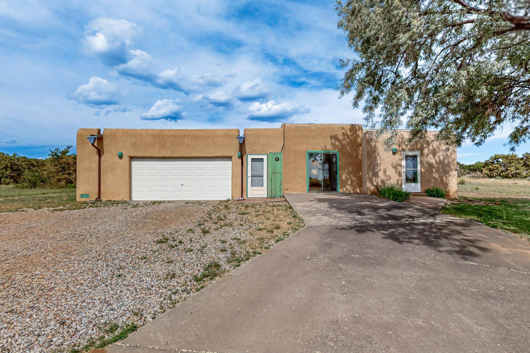 61 VERANO LOOP, Santa Fe, NM 87508