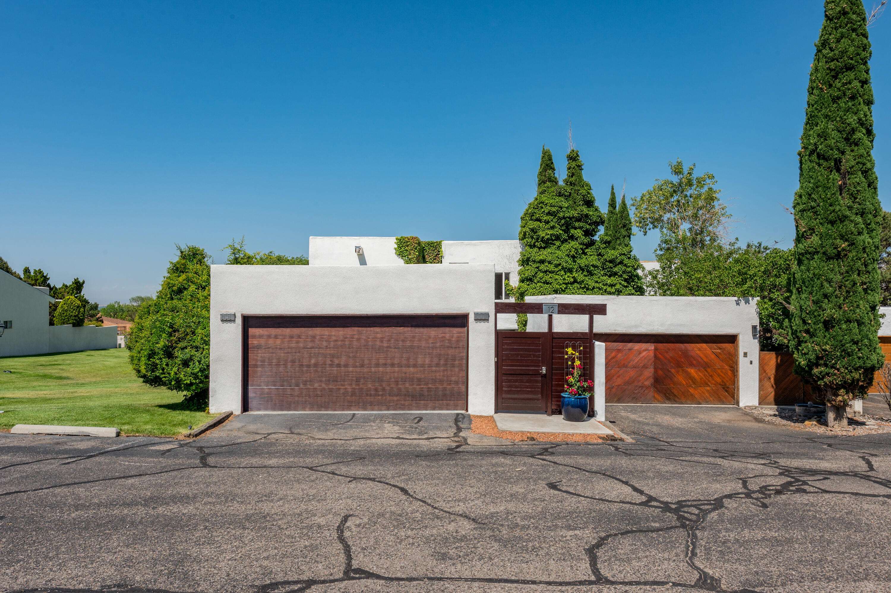 12 La Villita CT NE, Albuquerque, NM 87112