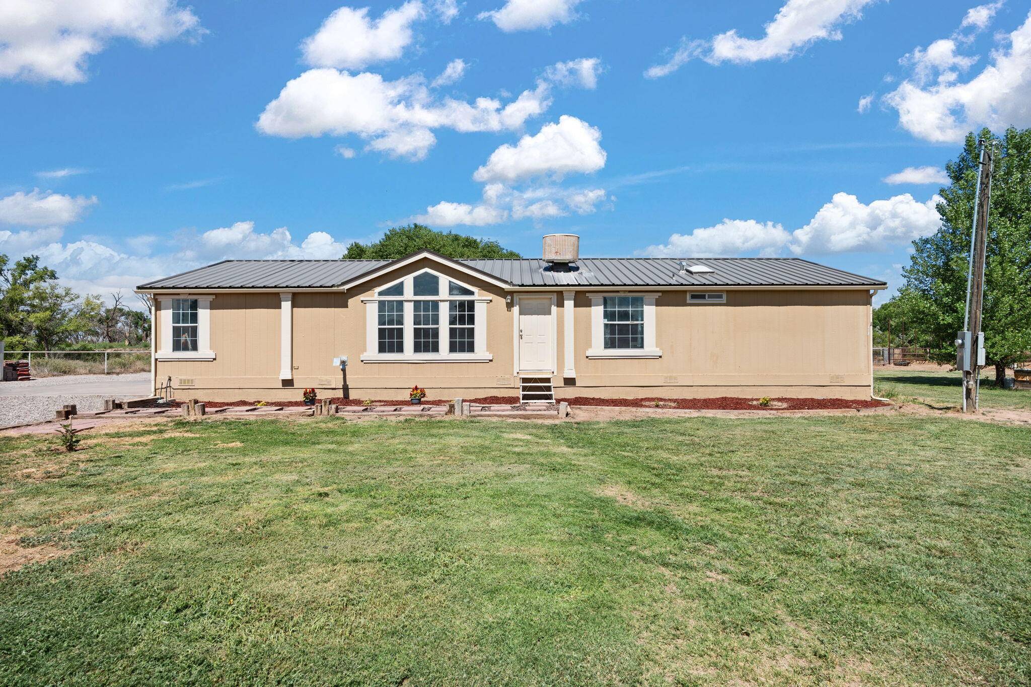 Belen, NM 87002,3 SOLO RD