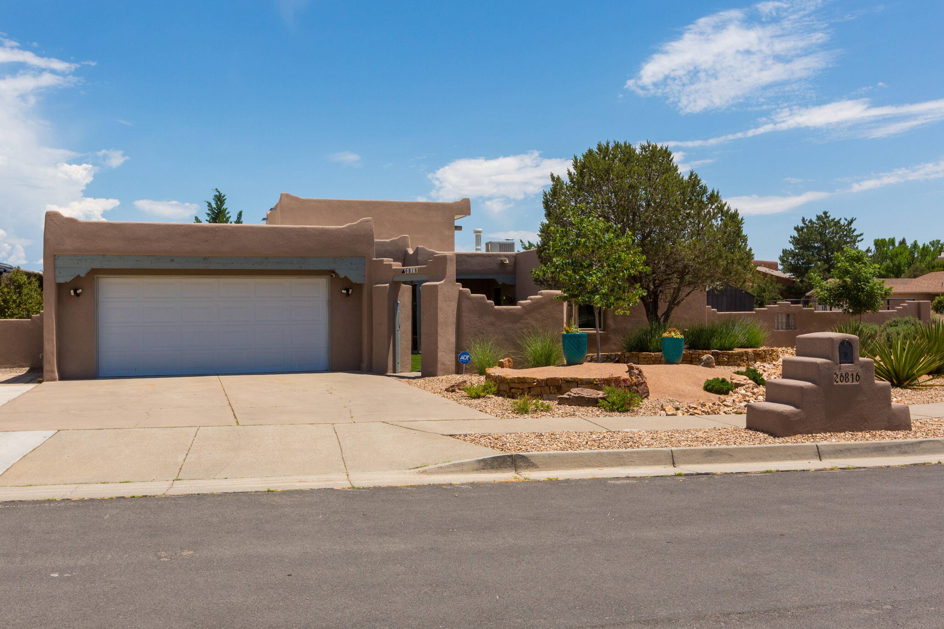 6816 TAMARISK PL NW, Albuquerque, NM 87120