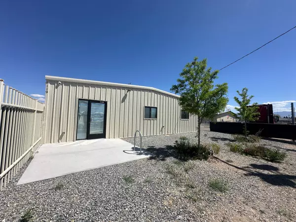 Albuquerque, NM 87121,6119 HANOVER RD NW
