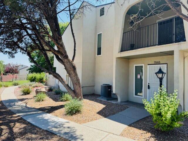 Albuquerque, NM 87109,7565 PRAIRIE RD NE