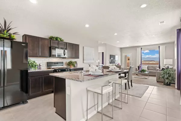 2470 Balcomie RD NE, Rio Rancho, NM 87144