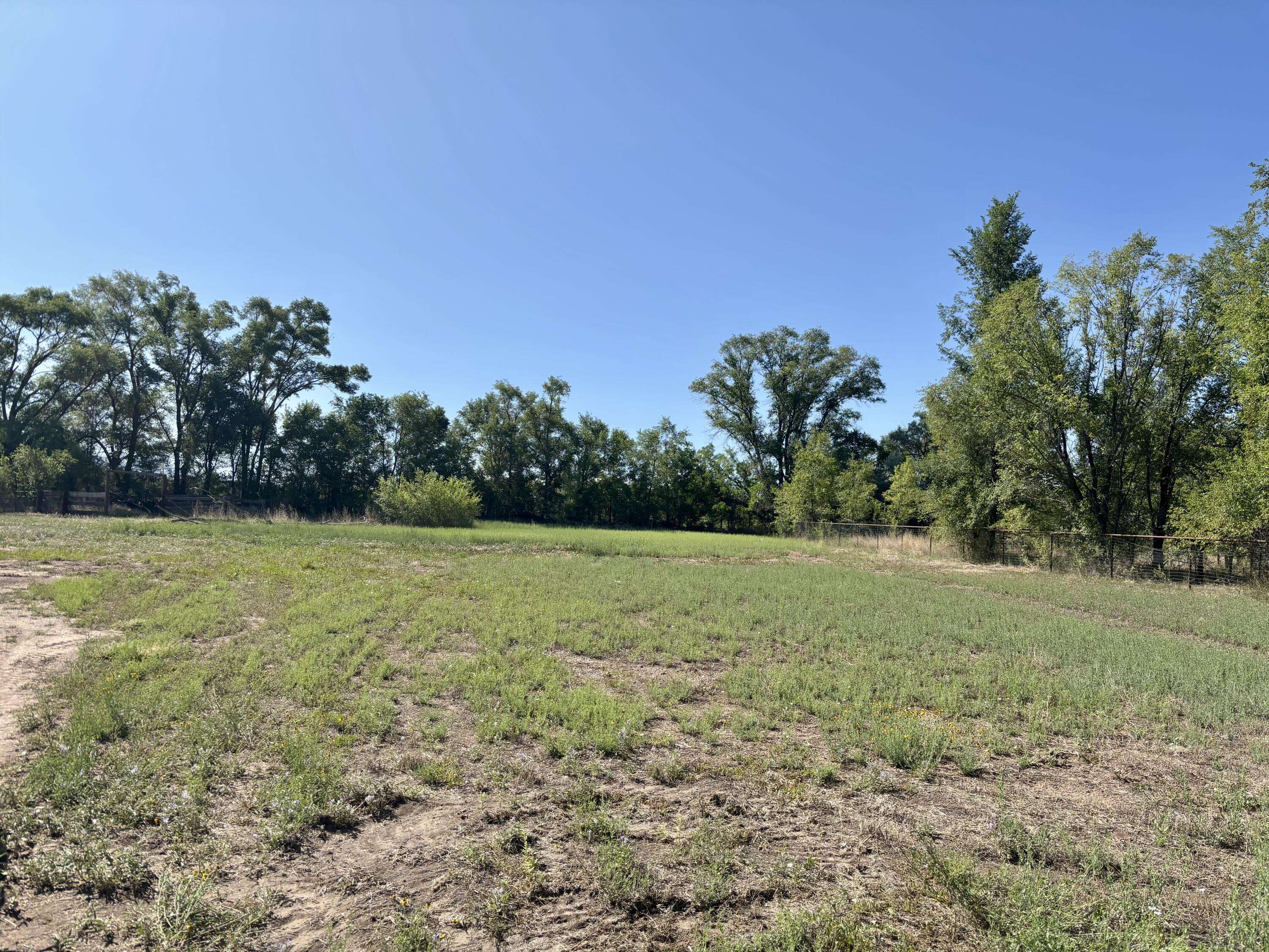 28 CHARLENE LN, Belen, NM 87002