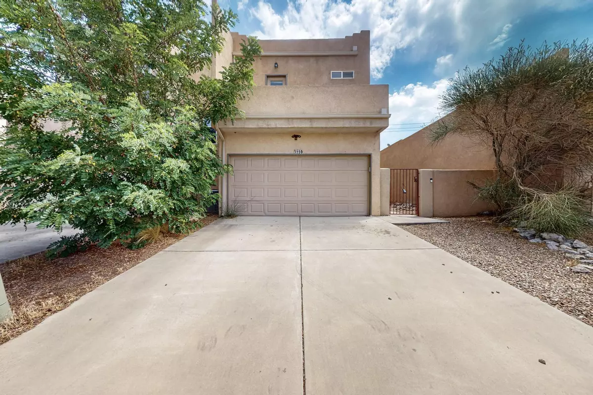Albuquerque, NM 87112,1516 OCEAN BREEZE DR NE