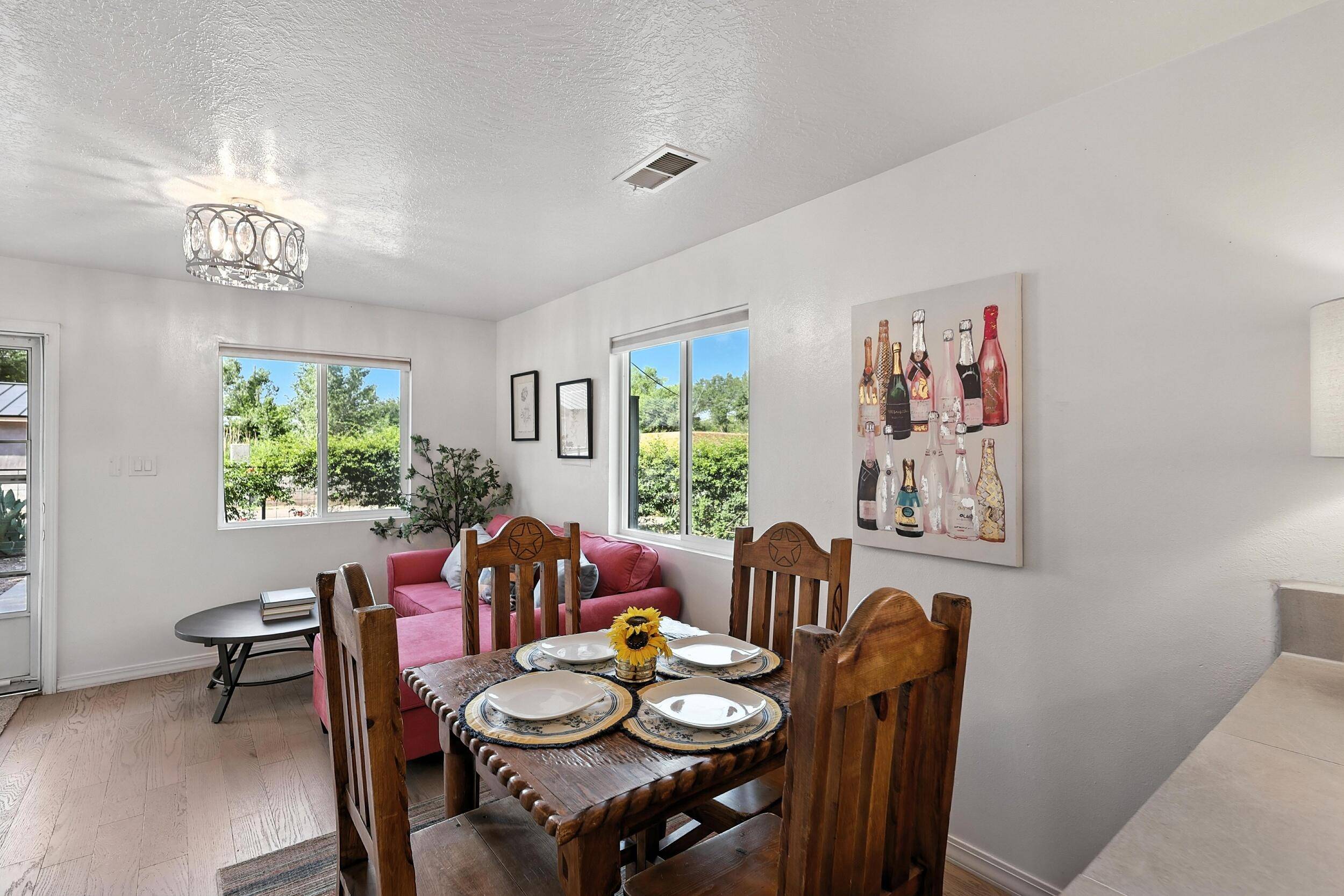 Albuquerque, NM 87104,2909 CAMILO LN NW