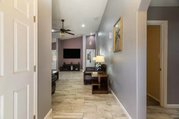 Albuquerque, NM 87105,5101 W Glen DR SW