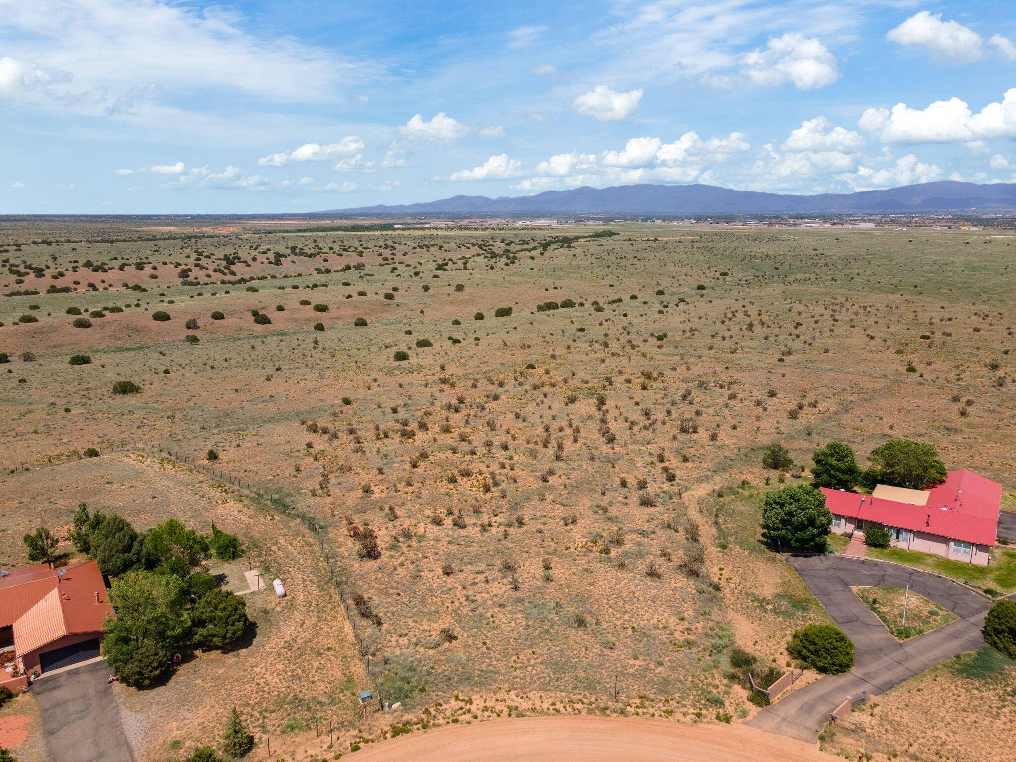 120 CAMINO MONTOYA, Santa Fe, NM 87507