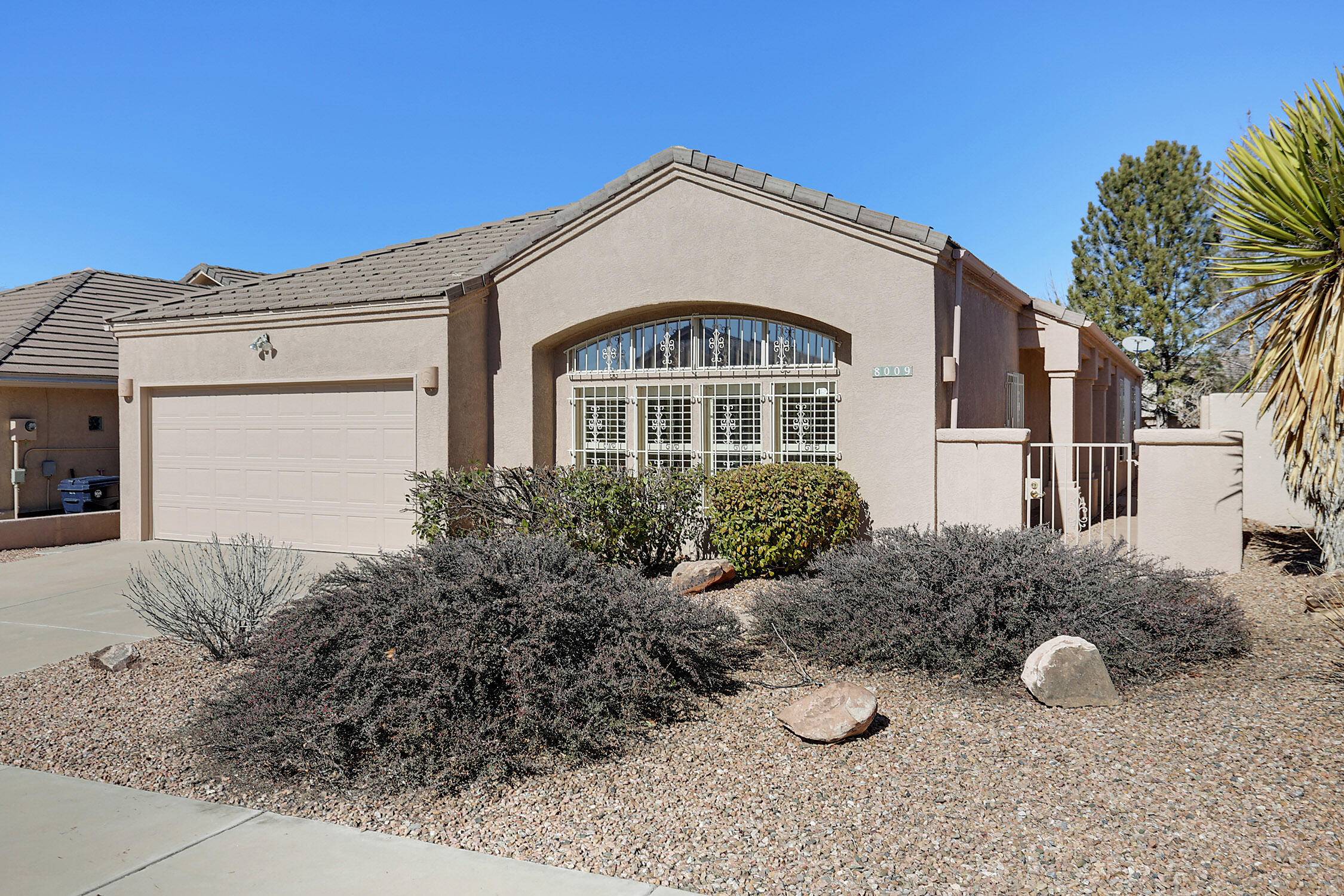 8009 OSO RICO RD NE, Albuquerque, NM 87122