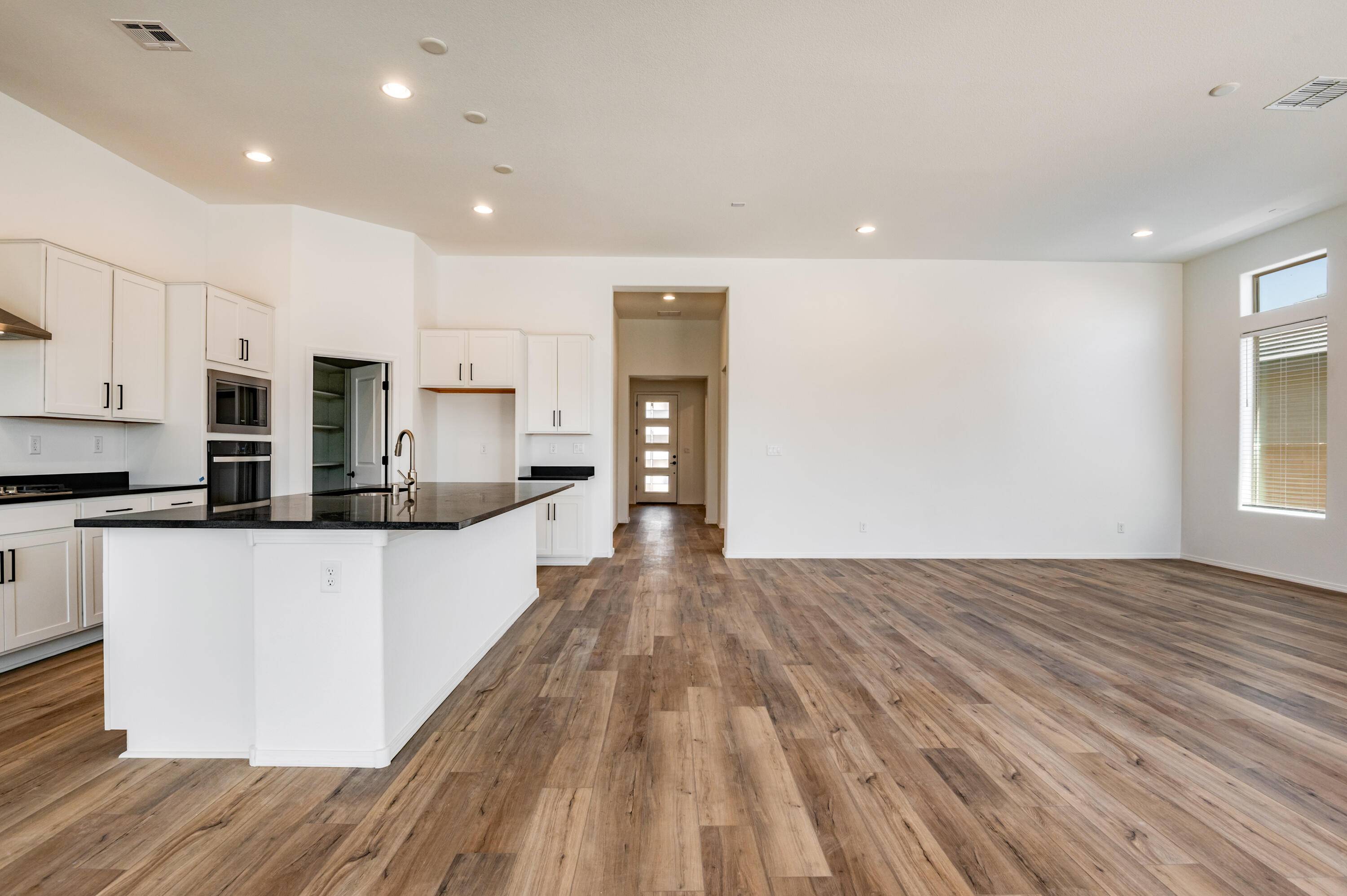 Albuquerque, NM 87120,8405 Salinger WAY NW