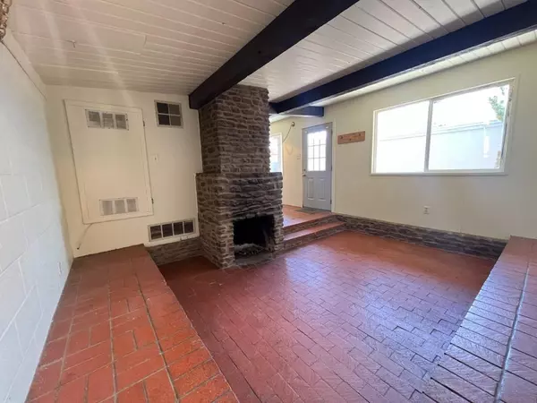 Magdalena, NM 87825,903-907 S Main ST