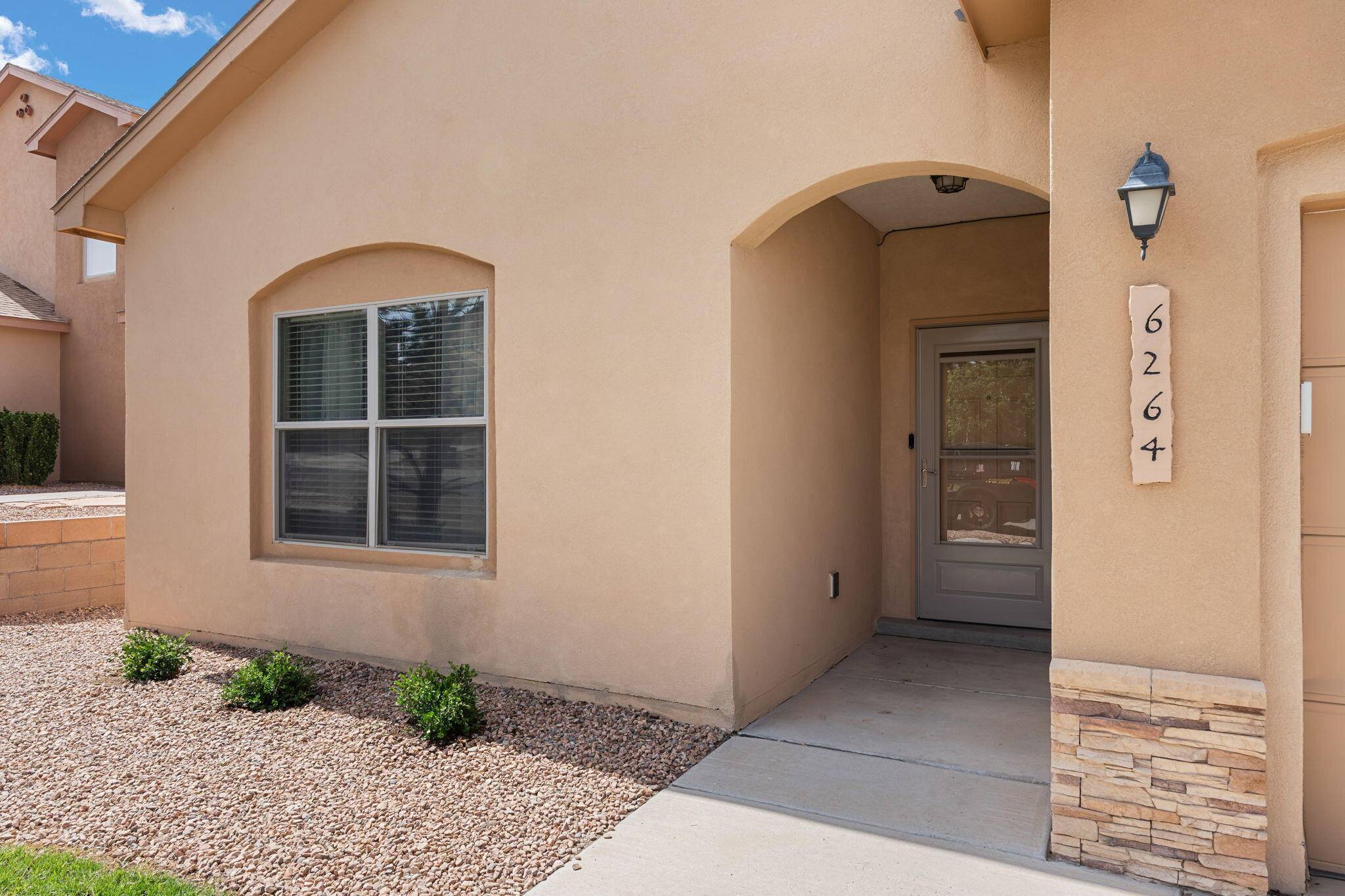 Albuquerque, NM 87114,6264 AZALEAS RD NW
