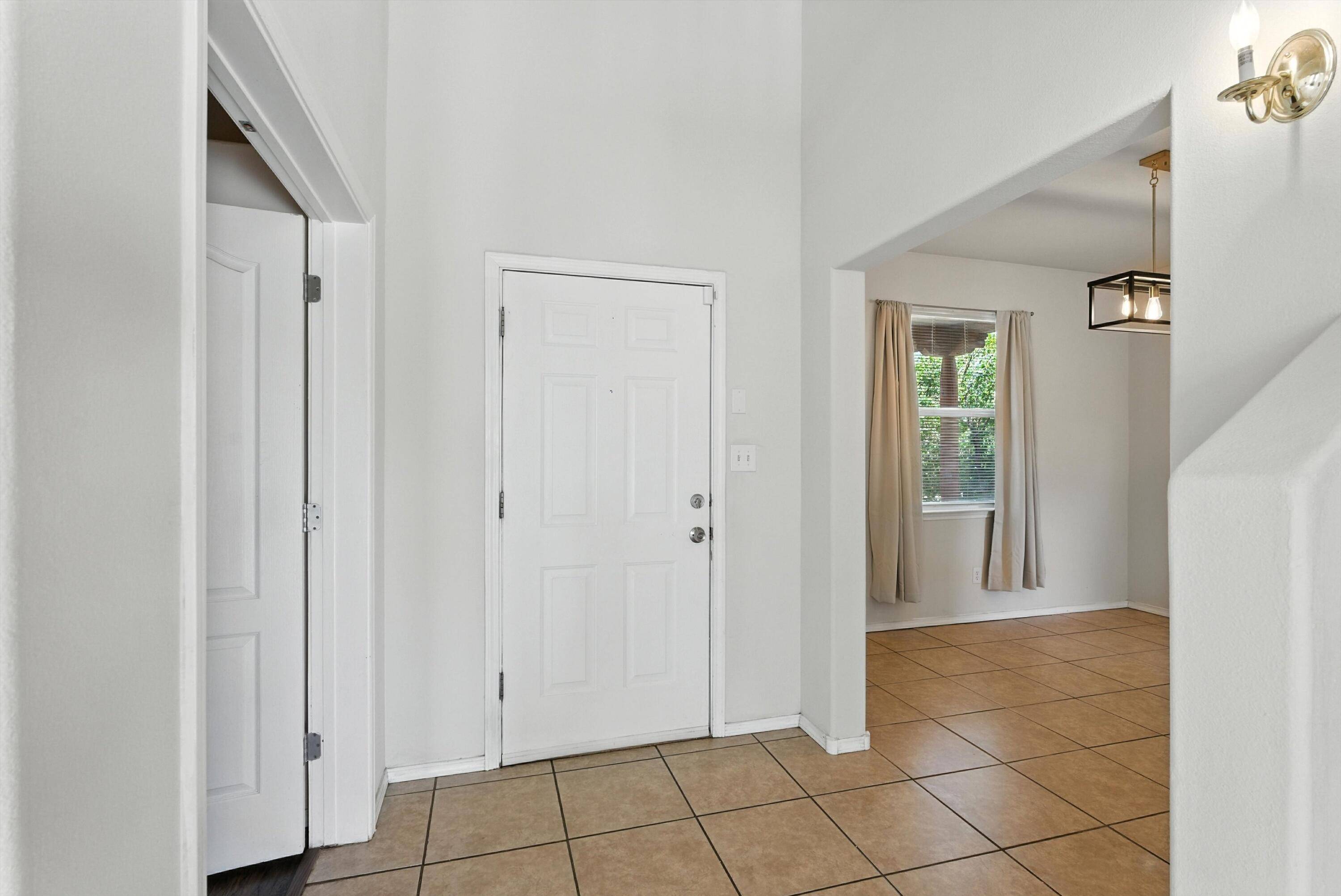 Santa Fe, NM 87507,6440 W PASEO DEL SOL