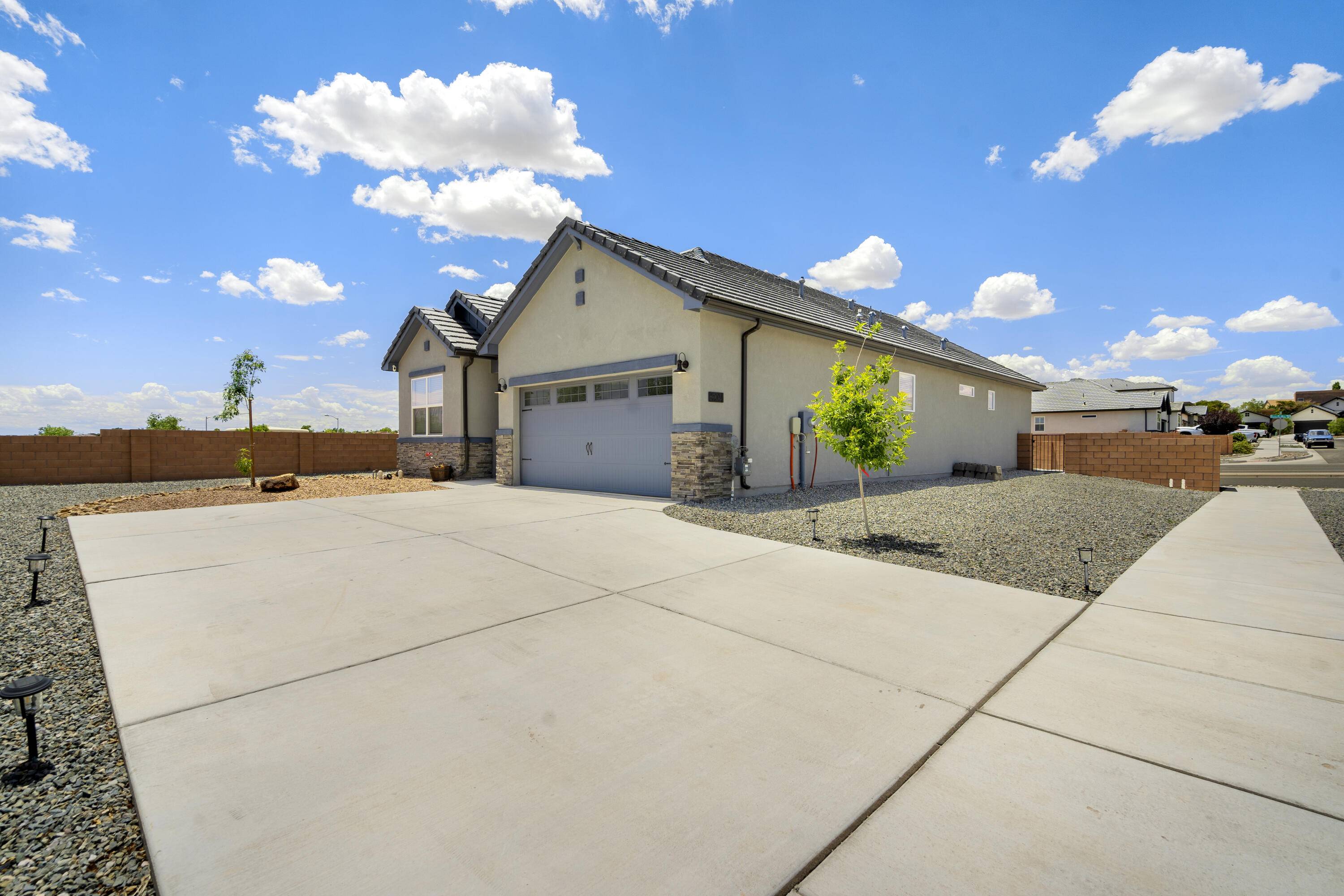 Rio Rancho, NM 87144,6904 Pina WAY NE