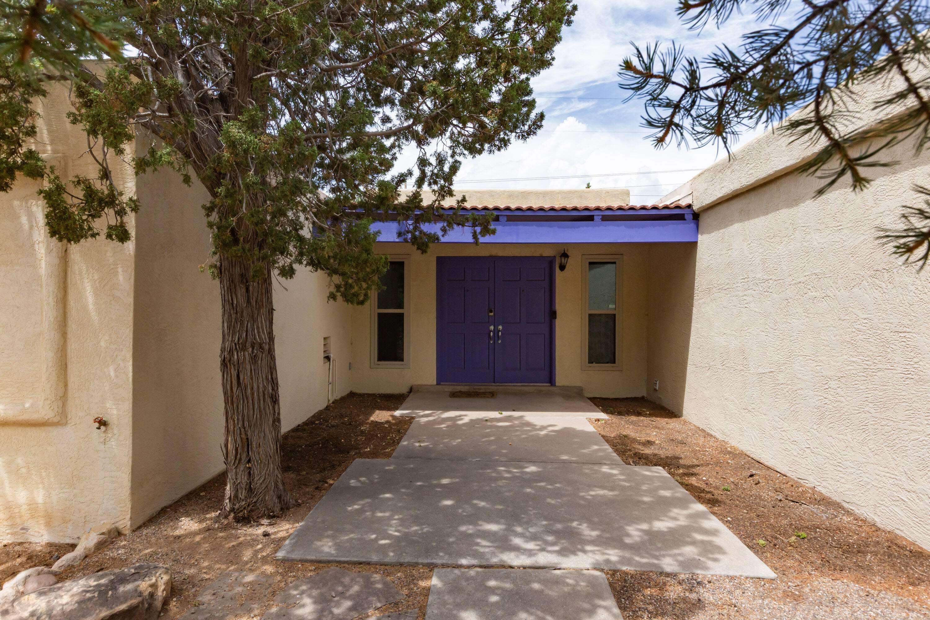 Albuquerque, NM 87111,4325 Landau ST NE