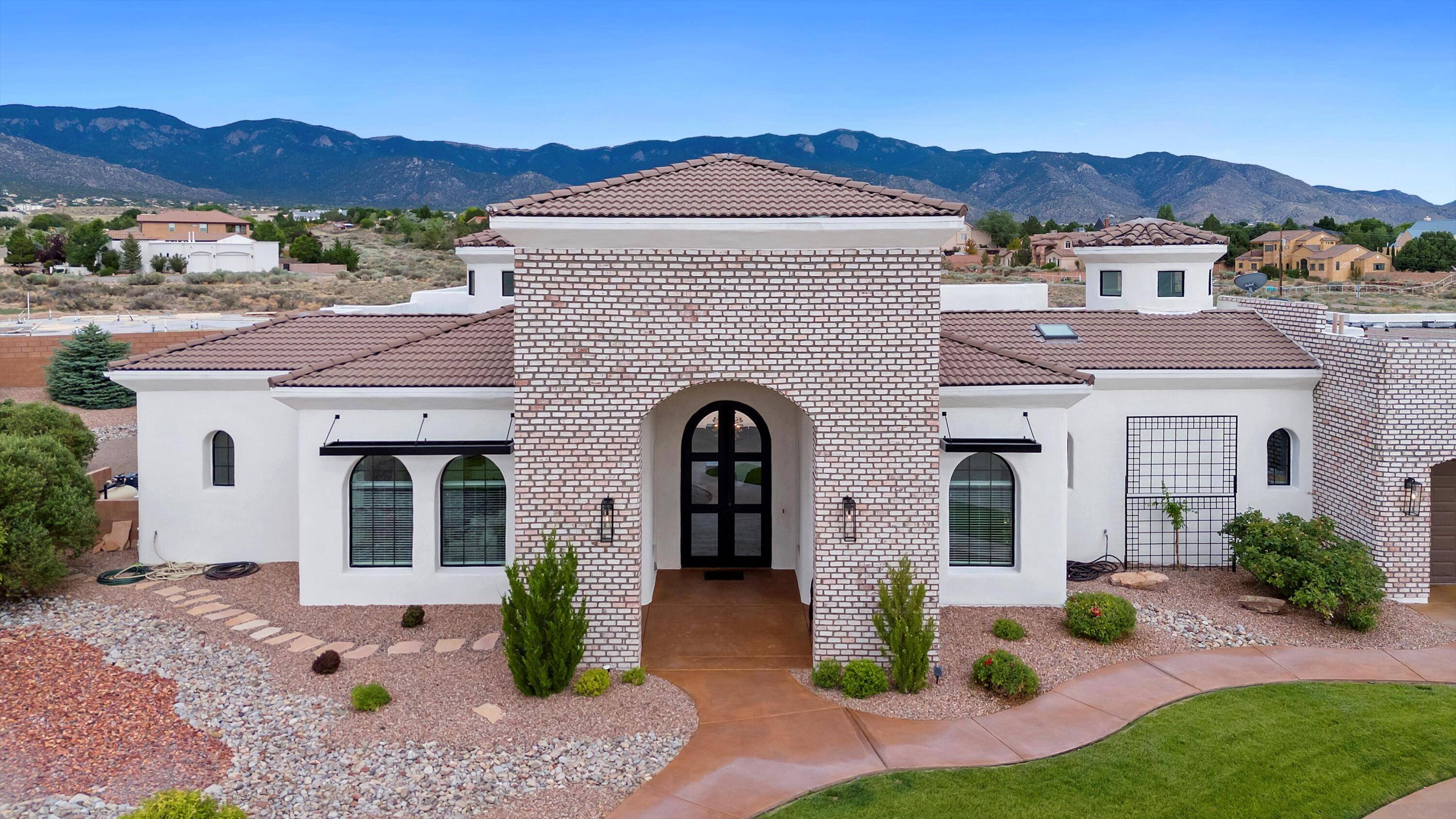10500 PALOMAS AVE NE, Albuquerque, NM 87122