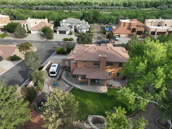 Rio Rancho, NM 87144,2034 RIVERS EDGE DR NE