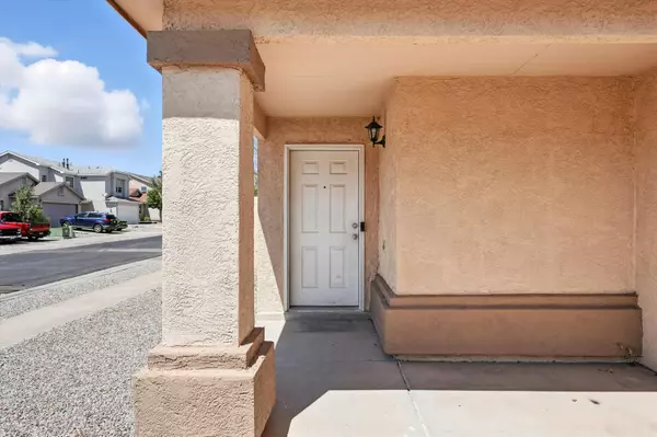Albuquerque, NM 87121,8523 VISTA SERENA LN SW