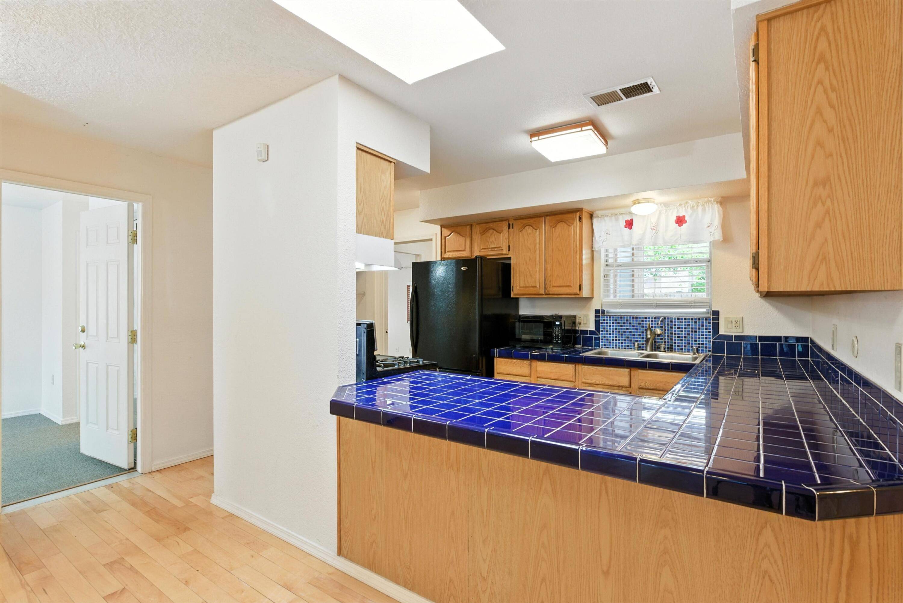 Albuquerque, NM 87105,6205 DARLENE PL SW