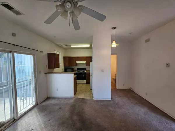 Albuquerque, NM 87112,1501 OCEAN BREEZE DR NE