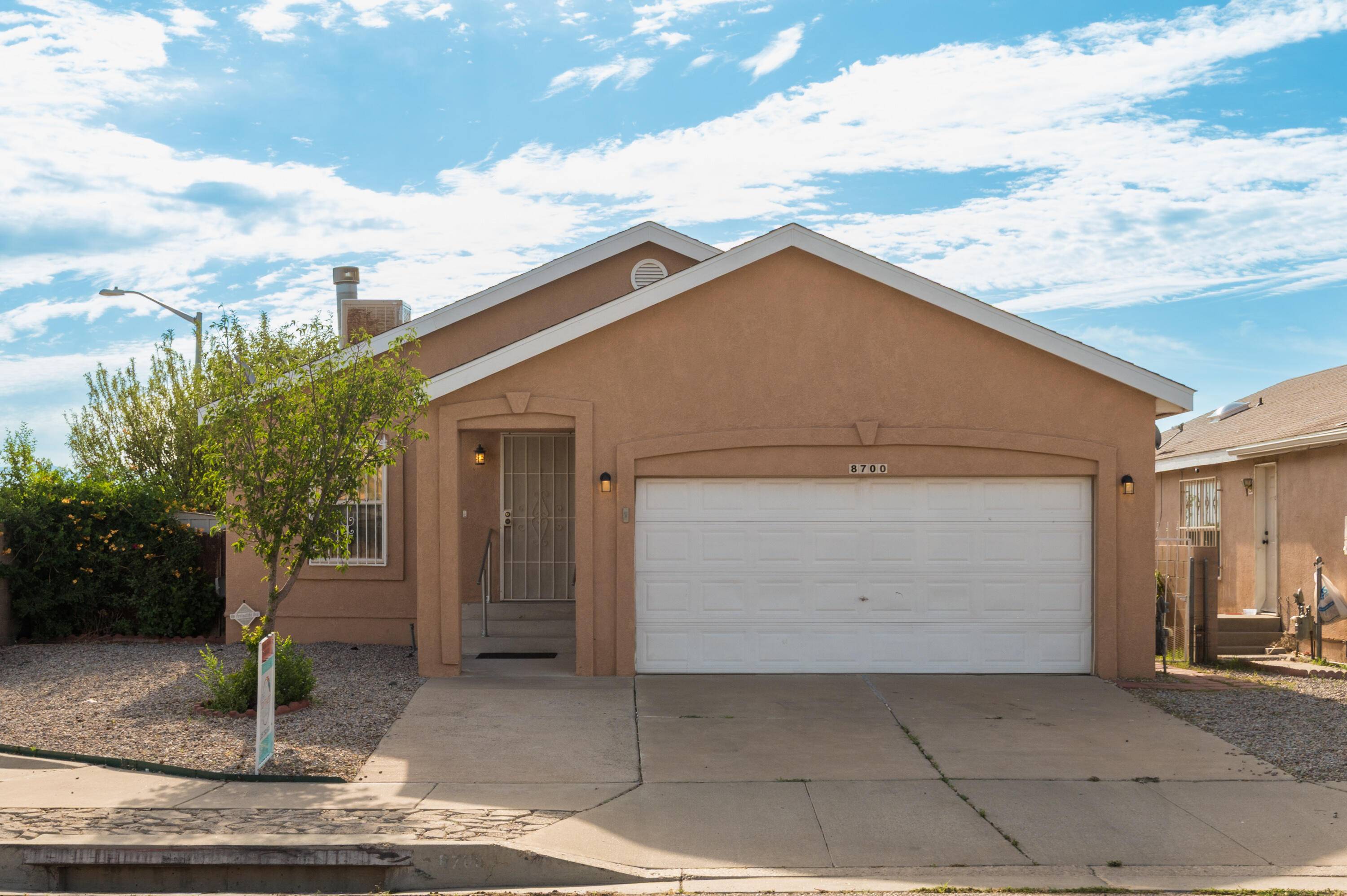 8700 THOR RD, Albuquerque, NM 87121