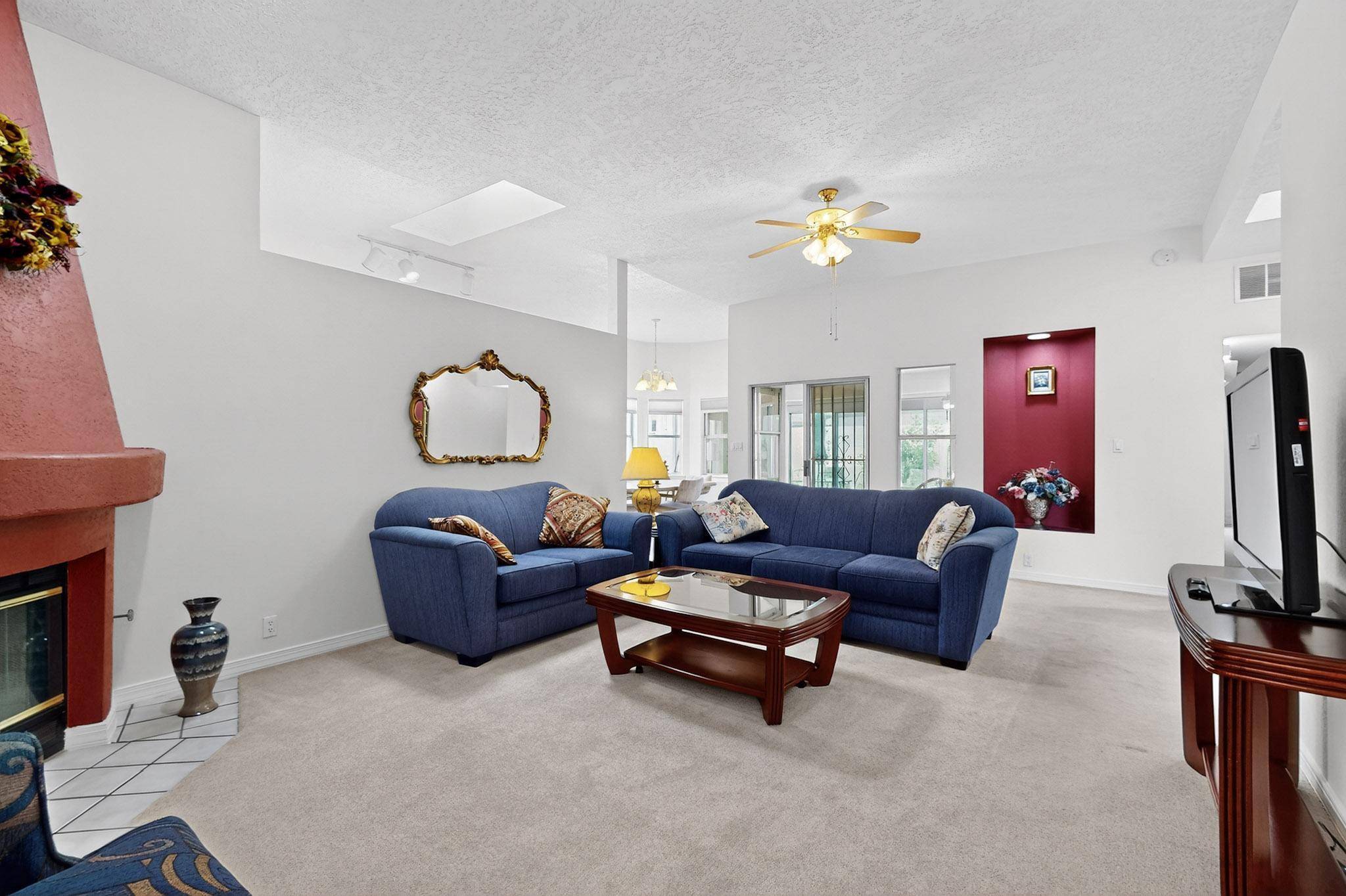 Rio Rancho, NM 87124,552 HERMIT FALLS DR SE