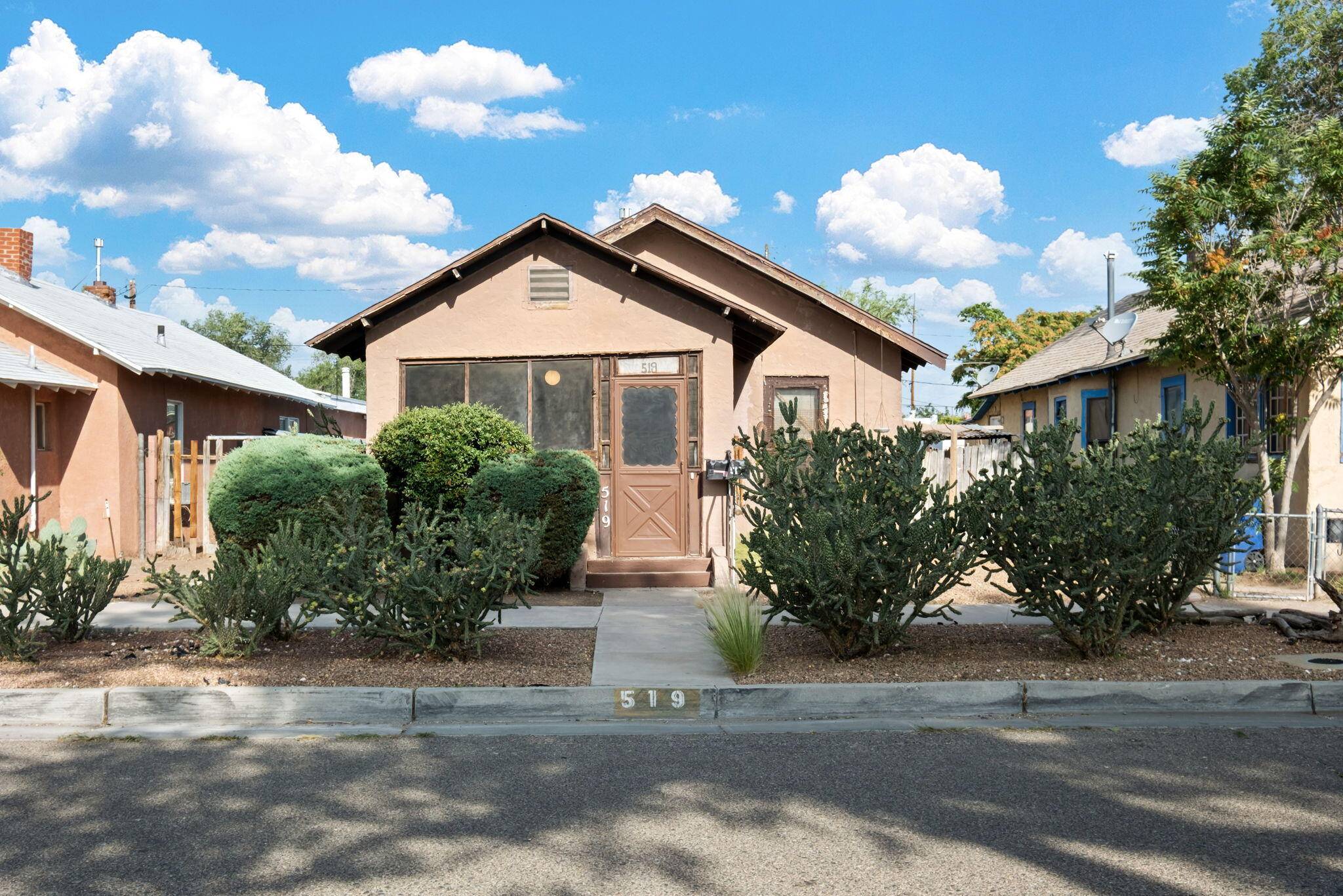 519 13TH ST NW, Albuquerque, NM 87102