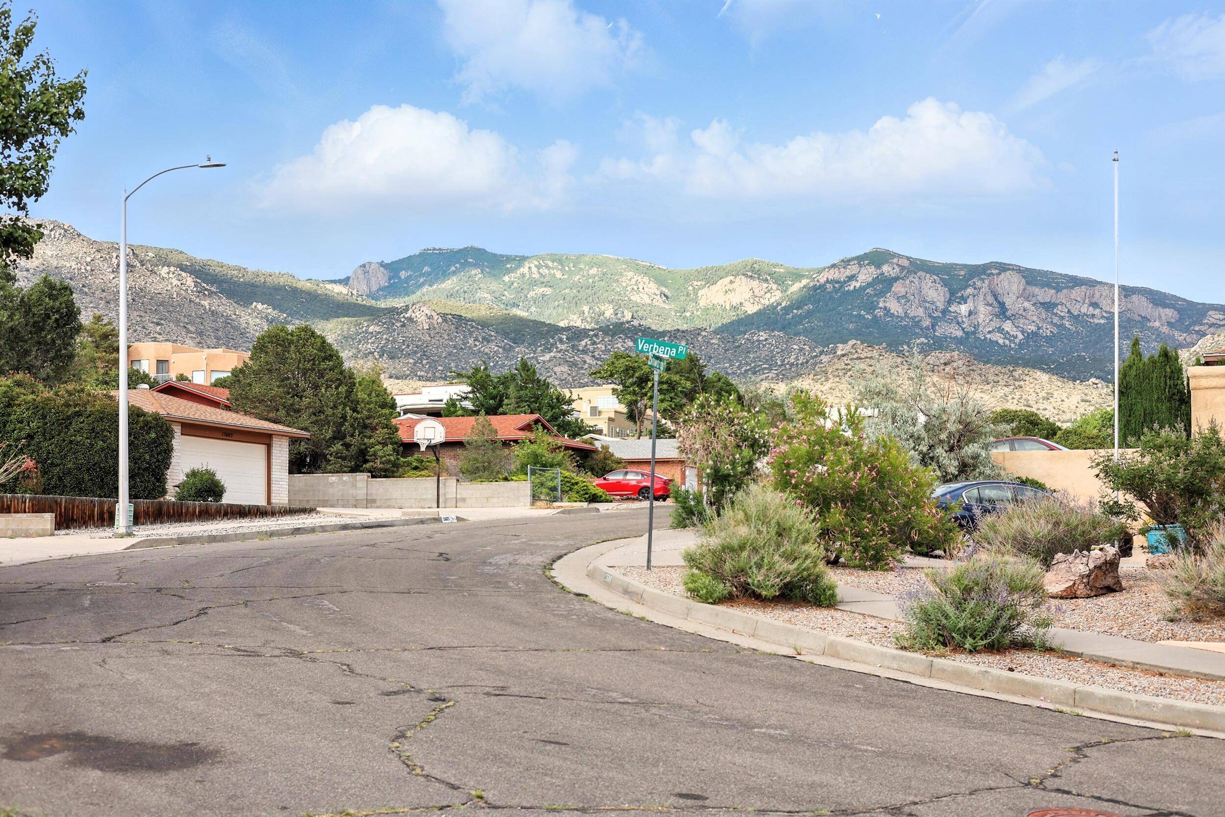 Albuquerque, NM 87112,1405 Snowdrop PL NE