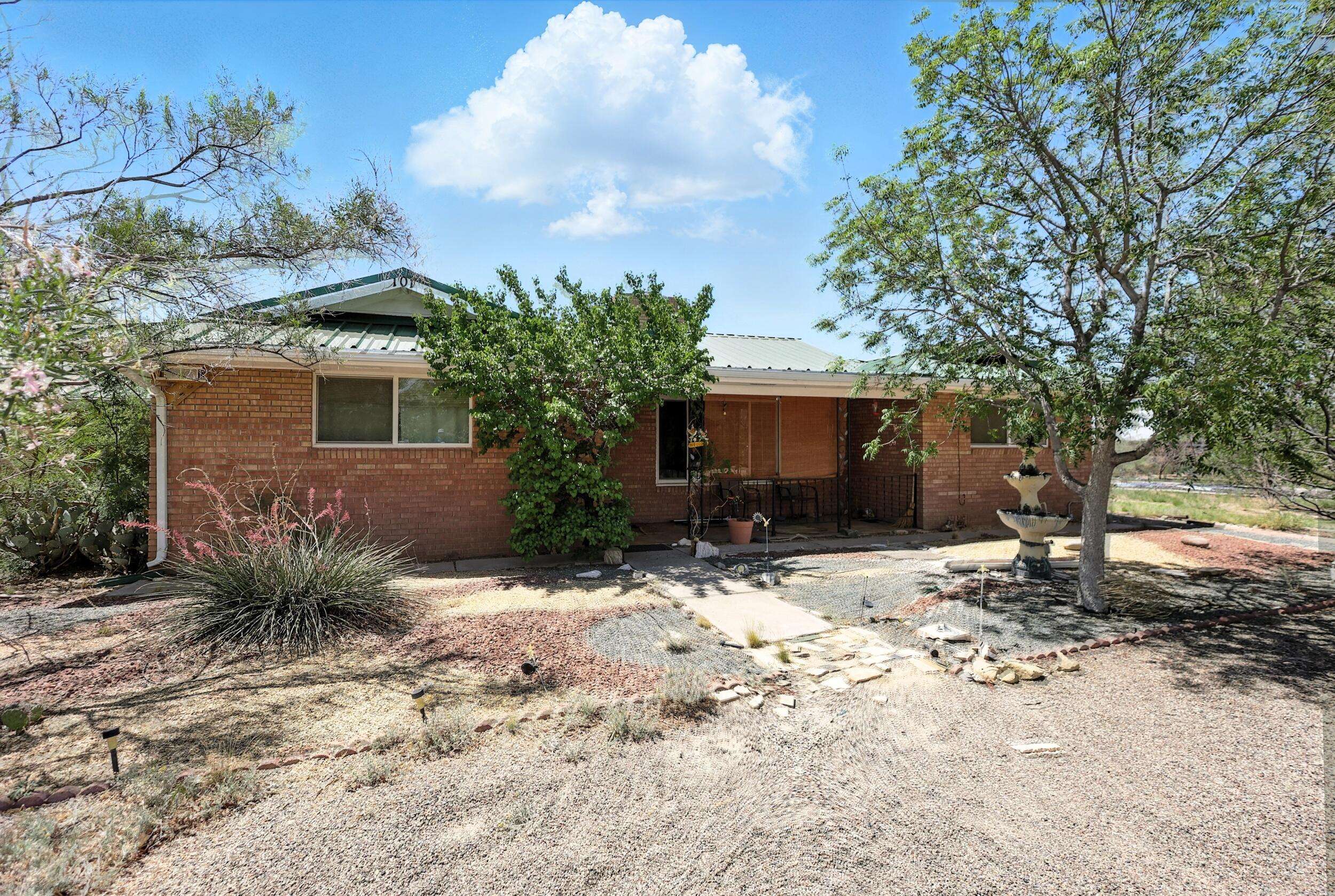 101 LARGO PL, Rio Communities, NM 87002