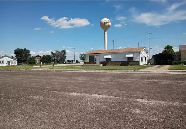 Clayton, NM 88415,714 LOCUST ST