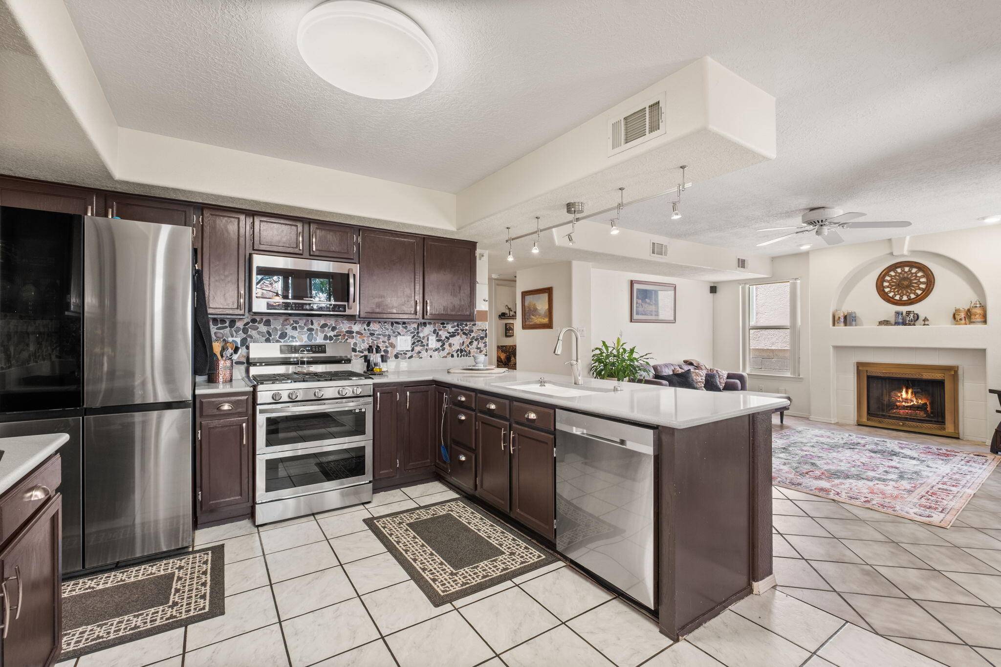 Albuquerque, NM 87109,7409 CARDIFF AVE NE
