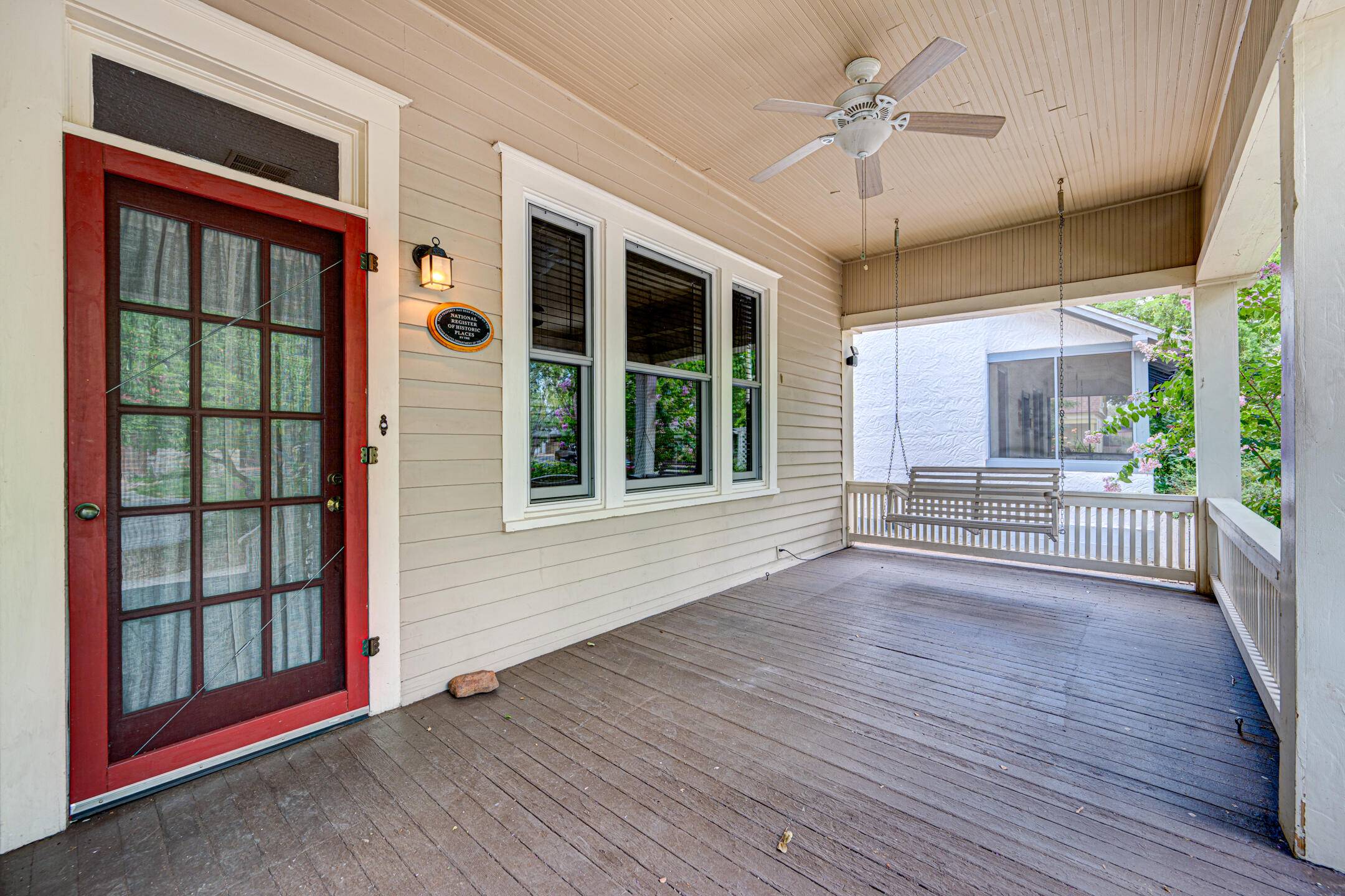 Albuquerque, NM 87102,506 11TH ST NW