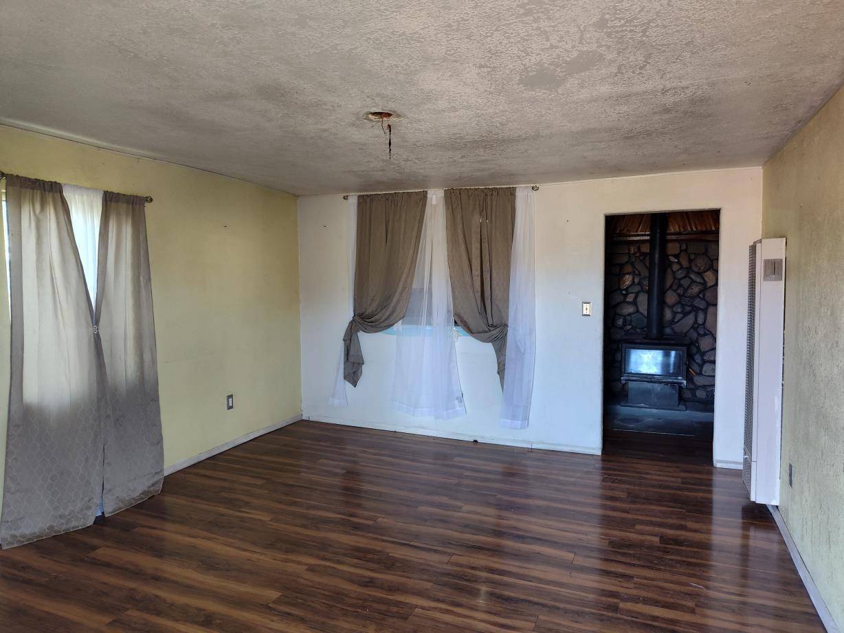 Mountainair, NM 87036,502 ROOSEVELT AVE