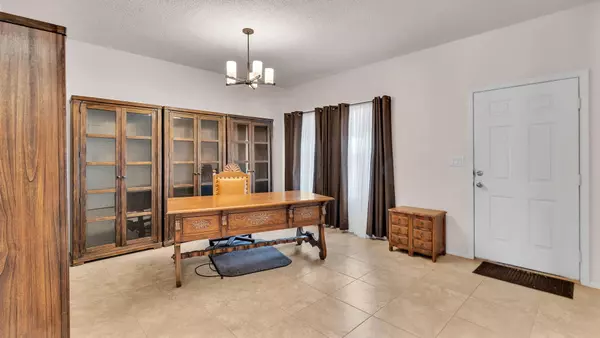 Rio Rancho, NM 87124,2513 ISTLE RD NE