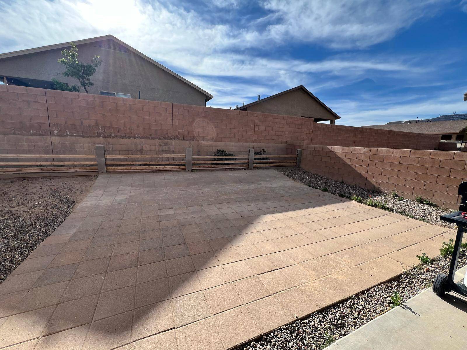 Rio Rancho, NM 87144,1745 CHISHOLM TRL NE