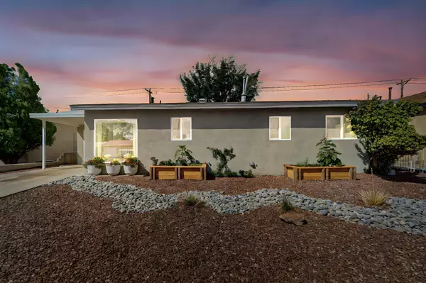 10521 SAN JACINTO AVE NE, Albuquerque, NM 87112