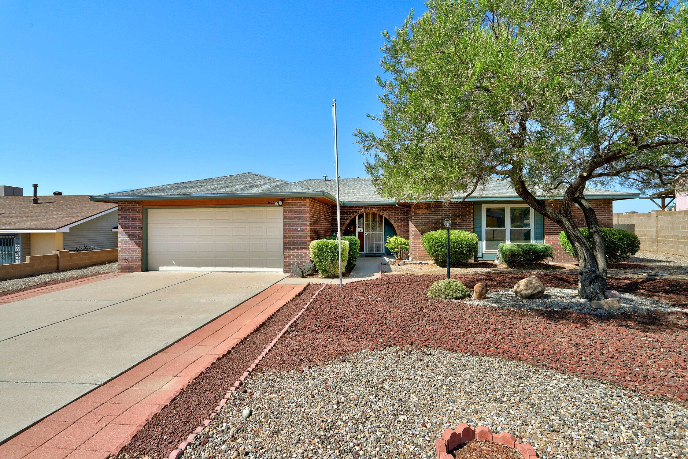 6054 JACK RABBIT RD NE, Rio Rancho, NM 87144