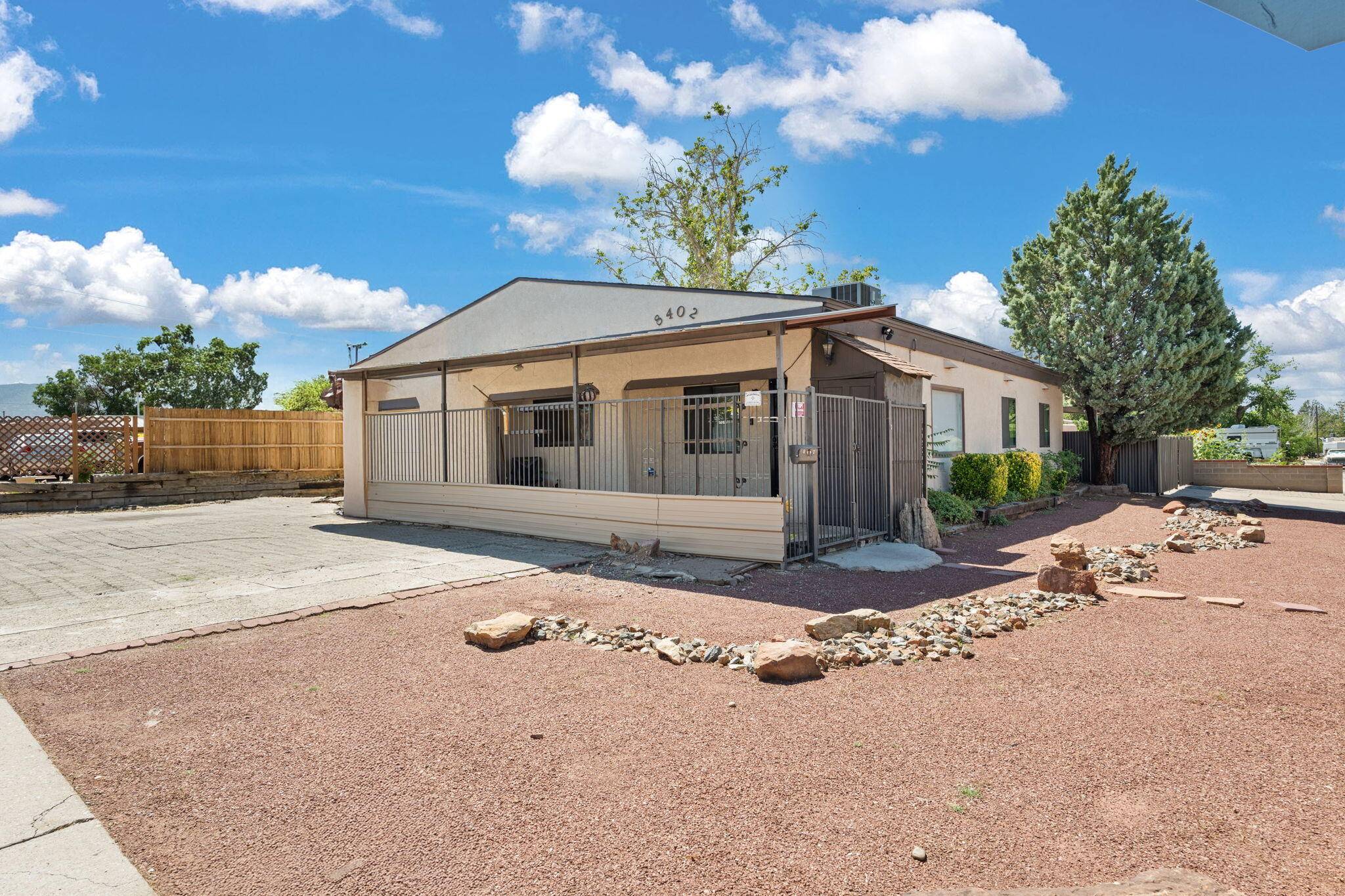 8402 INDIAN SCHOOL RD NE, Albuquerque, NM 87110