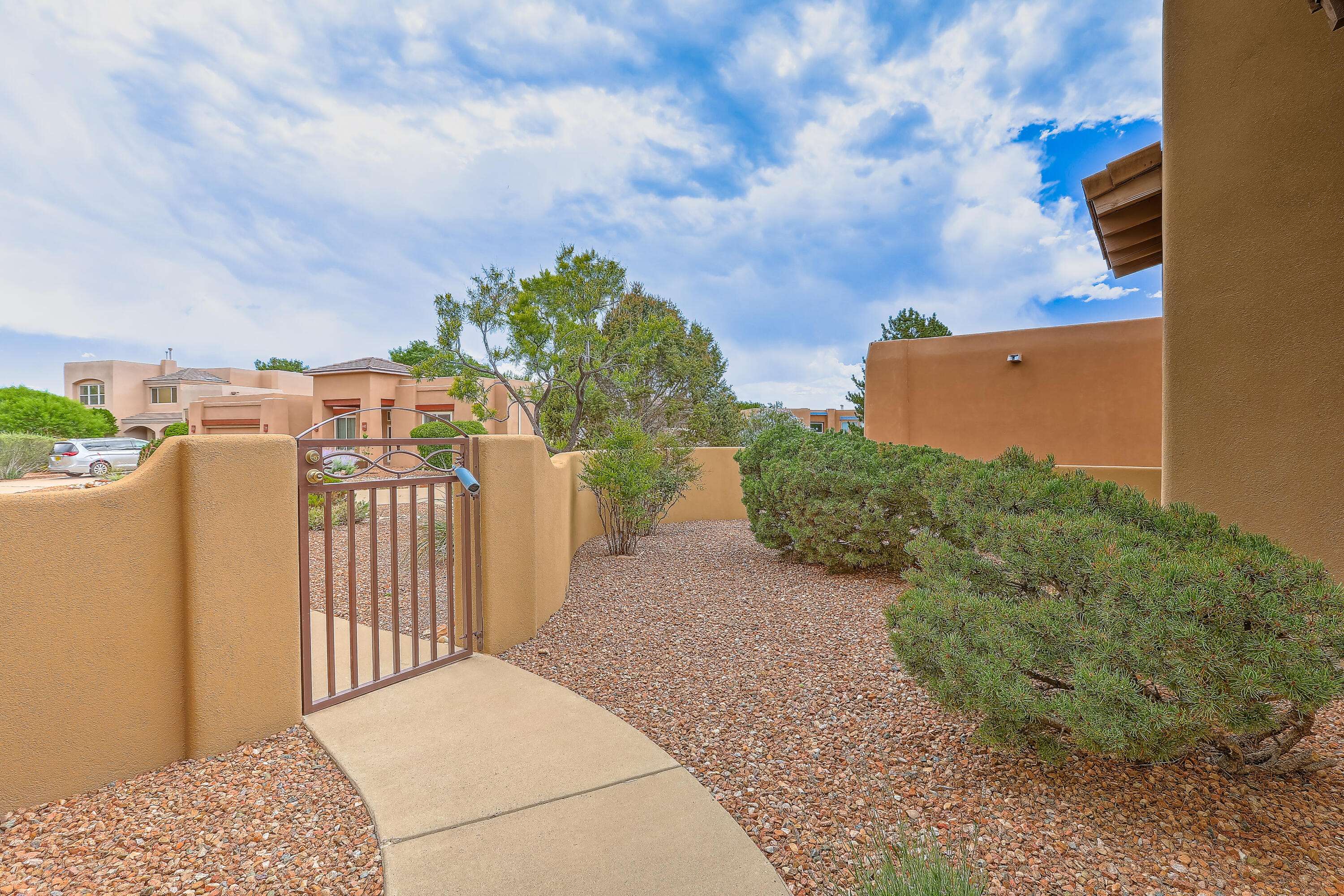 Albuquerque, NM 87111,13205 DESERT ROSE AVE NE