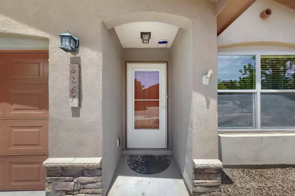 Albuquerque, NM 87114,6267 NARDOS RD NW