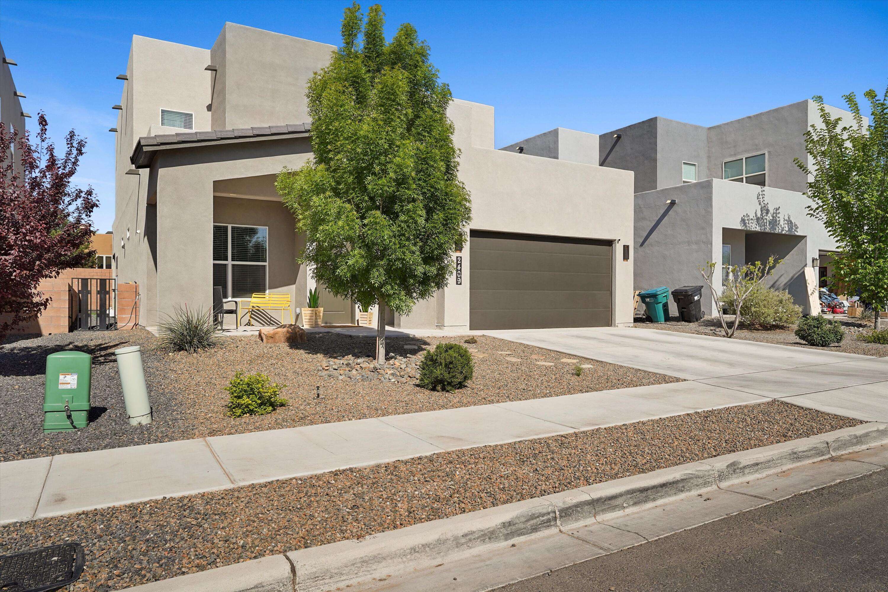Rio Rancho, NM 87124,2409 LYNN RD SE