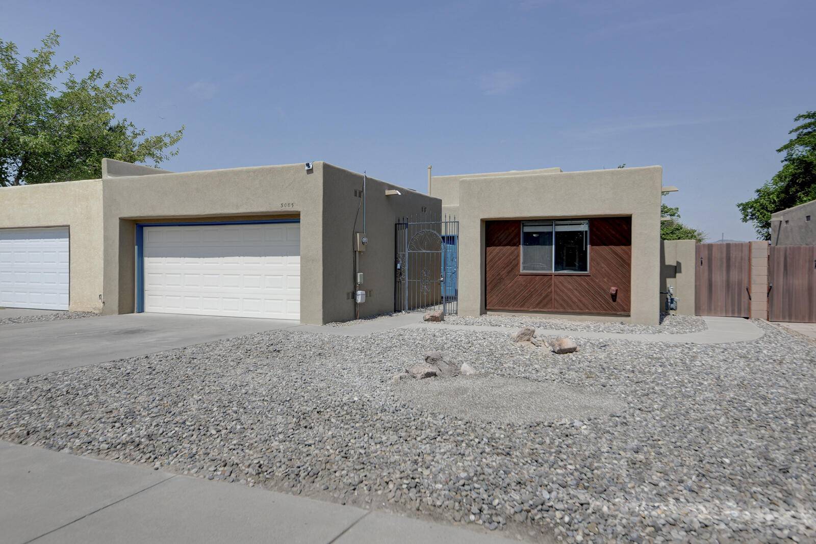 3005 PRENDA DE ORO DR NW, Albuquerque, NM 87120