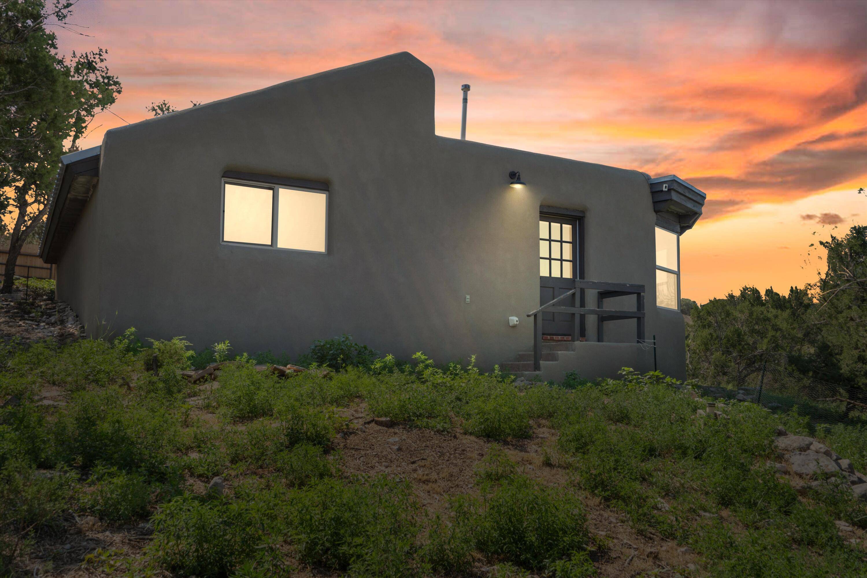 1 PINON CT, Sandia Park, NM 87047
